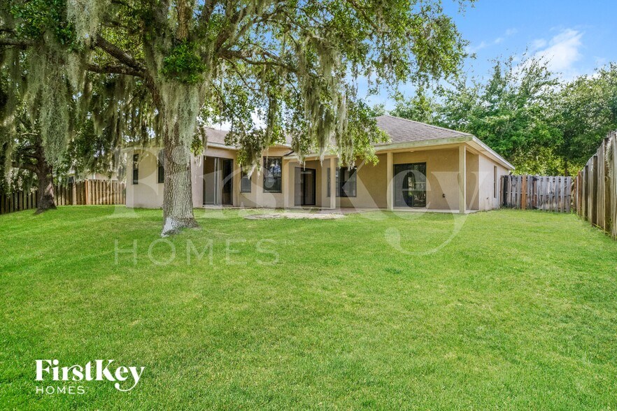 Building Photo - 1521 Clapton Dr