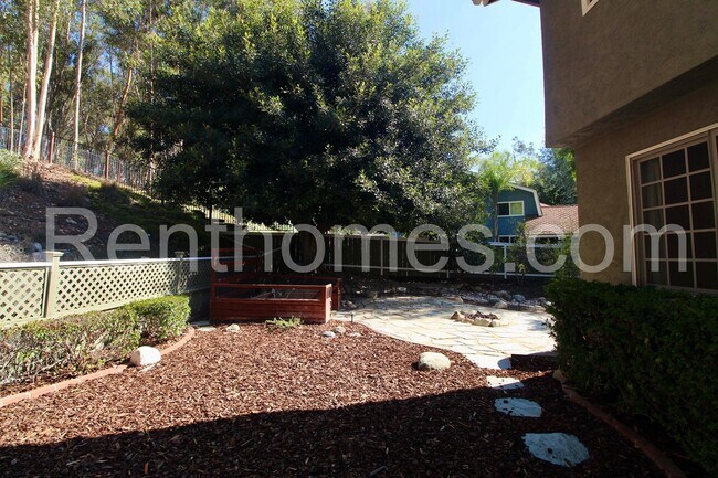 Building Photo - 10384 Barrywood Way