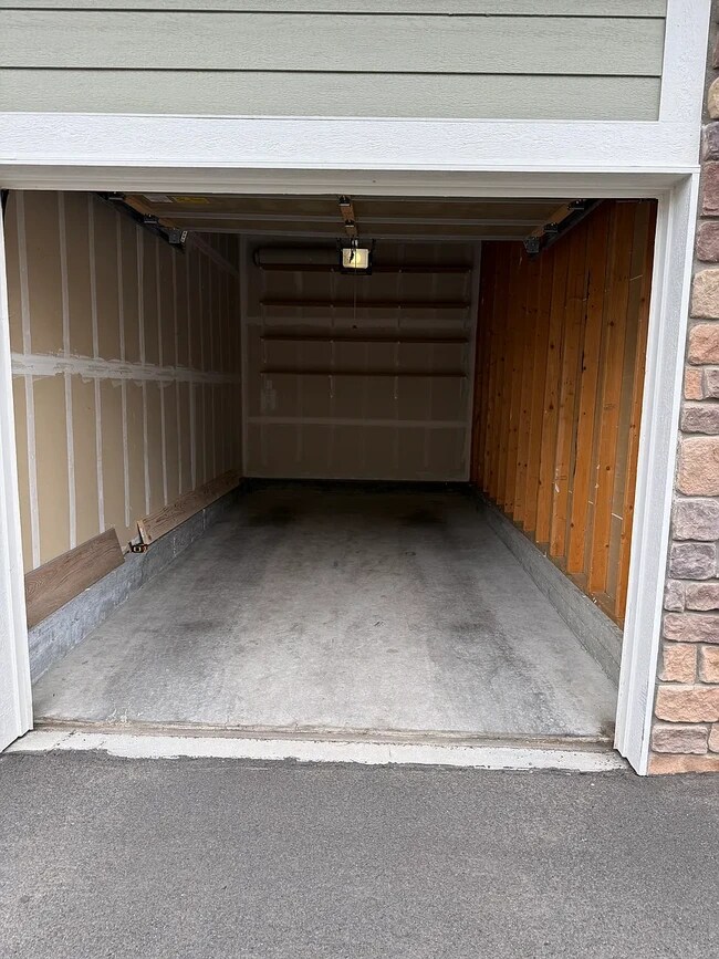 Building Photo - 12711 Colorado Blvd