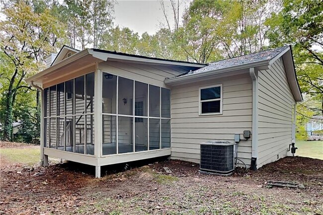 Building Photo - 3155 Mary Todd Ln