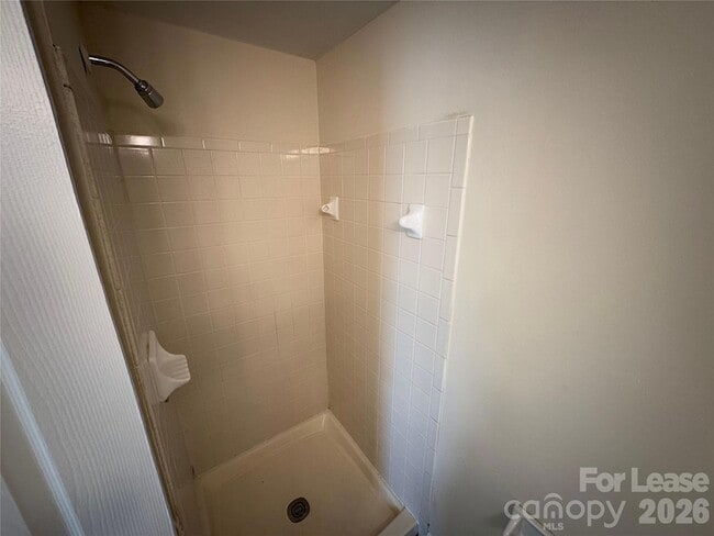 Building Photo - 1604 Arlyn Cir