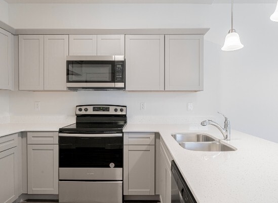Building Photo - 4716 W Grady Ln