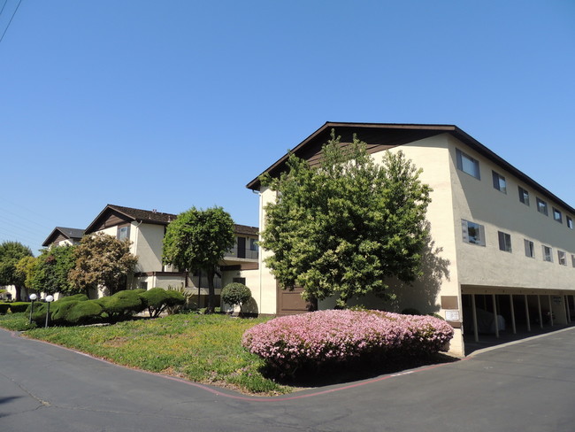 Exterior - Bascom House Apt