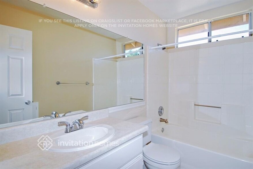 Building Photo - 29777 Via Las Chacras