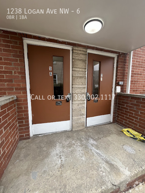 Building Photo - Studio Apartment Rent Ready