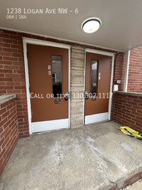 Building Photo - Studio Apartment Rent Ready