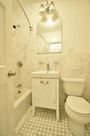 Building Photo - 2 bedroom in New York NY 10019