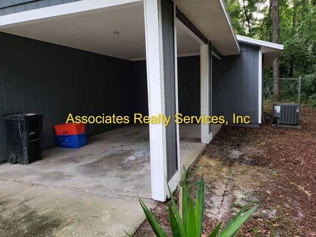 Building Photo - 3617 NW 21st Dr