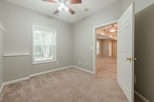 Building Photo - 903 Beaumont Ct