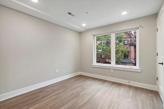 Building Photo - 1511 N 17th St