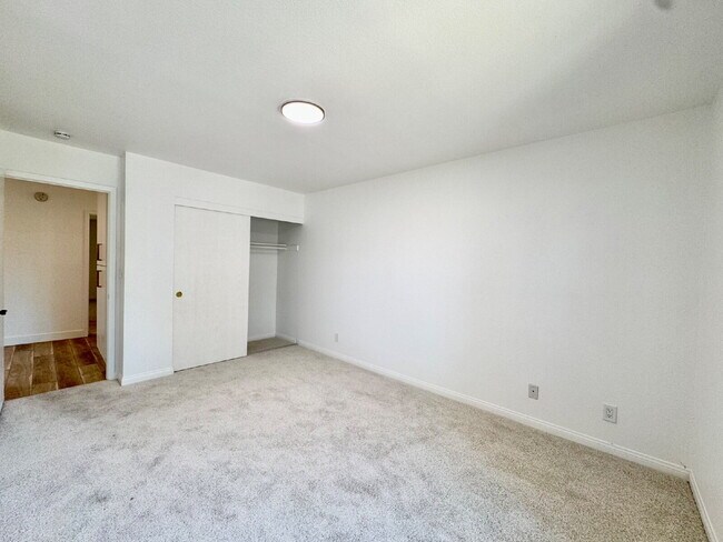 Building Photo - $500 Off! Fully Remodeled Home Near The St...