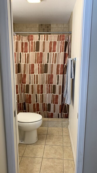 Building Photo - 4505 Pershing Dr