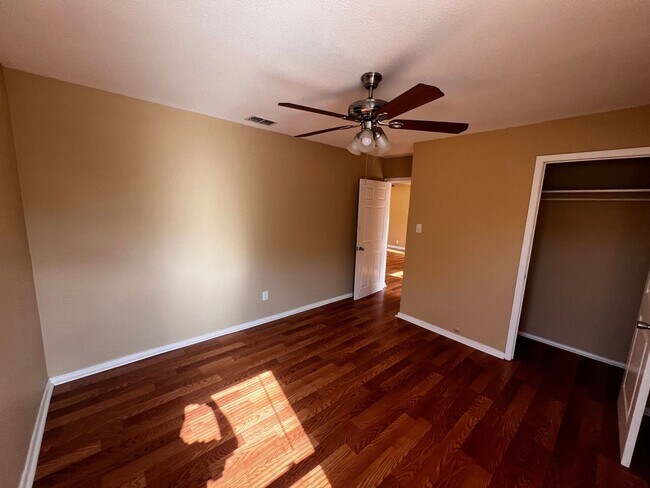 Building Photo - Nice 3-1-1 home located just off Airline and Gollihar