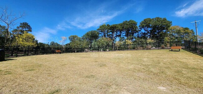 Building Photo - 7124 Timberland Trl