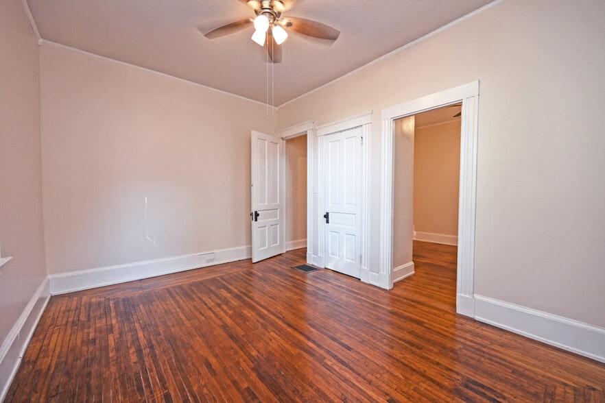 Building Photo - 1415 Locust St