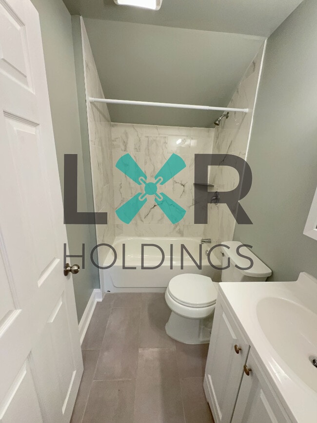 Building Photo - 1236 Clover Ln