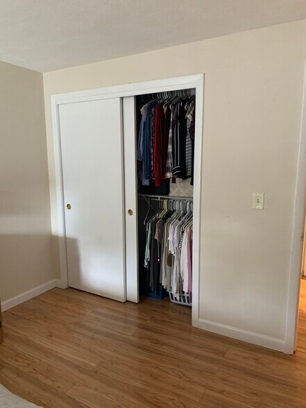 Building Photo - 141 Pierce St