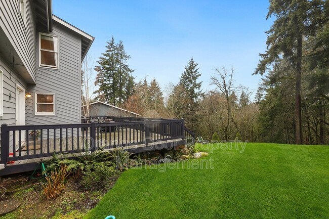 Building Photo - 55 Hylebos Ave