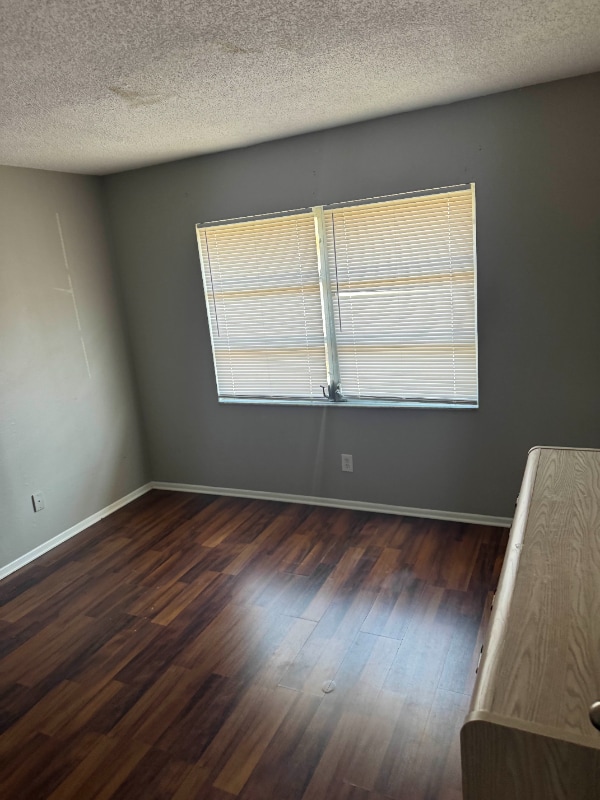 Building Photo - 313 Amherst Ave