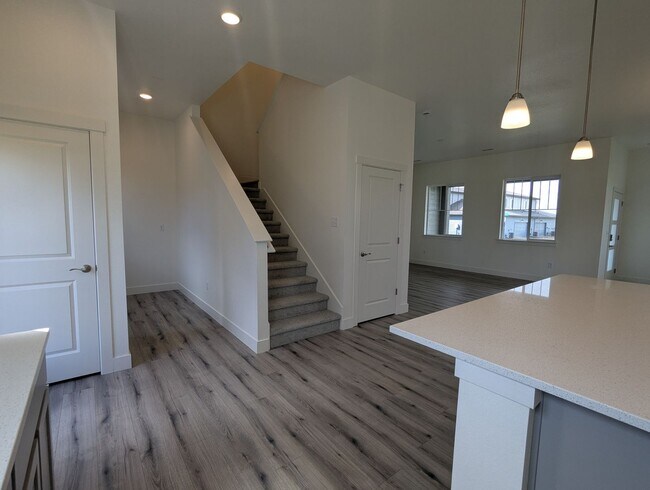 Building Photo - BRAND NEW HOME FOR RENT IN TIMNATH TRAILSI...