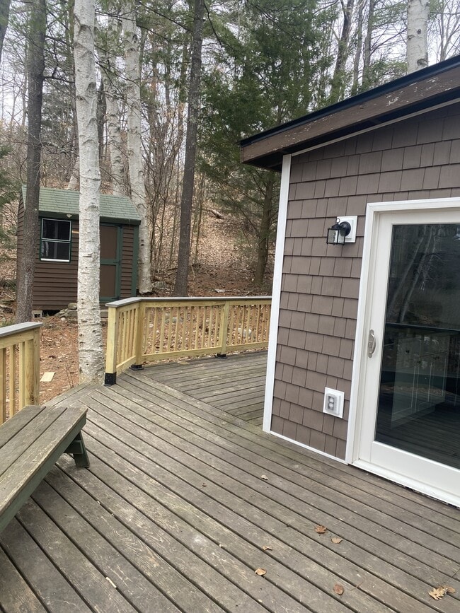 Building Photo - 60 Fox Ln