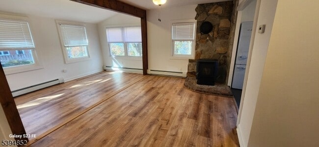 Building Photo - 13 Elizabeth Rd