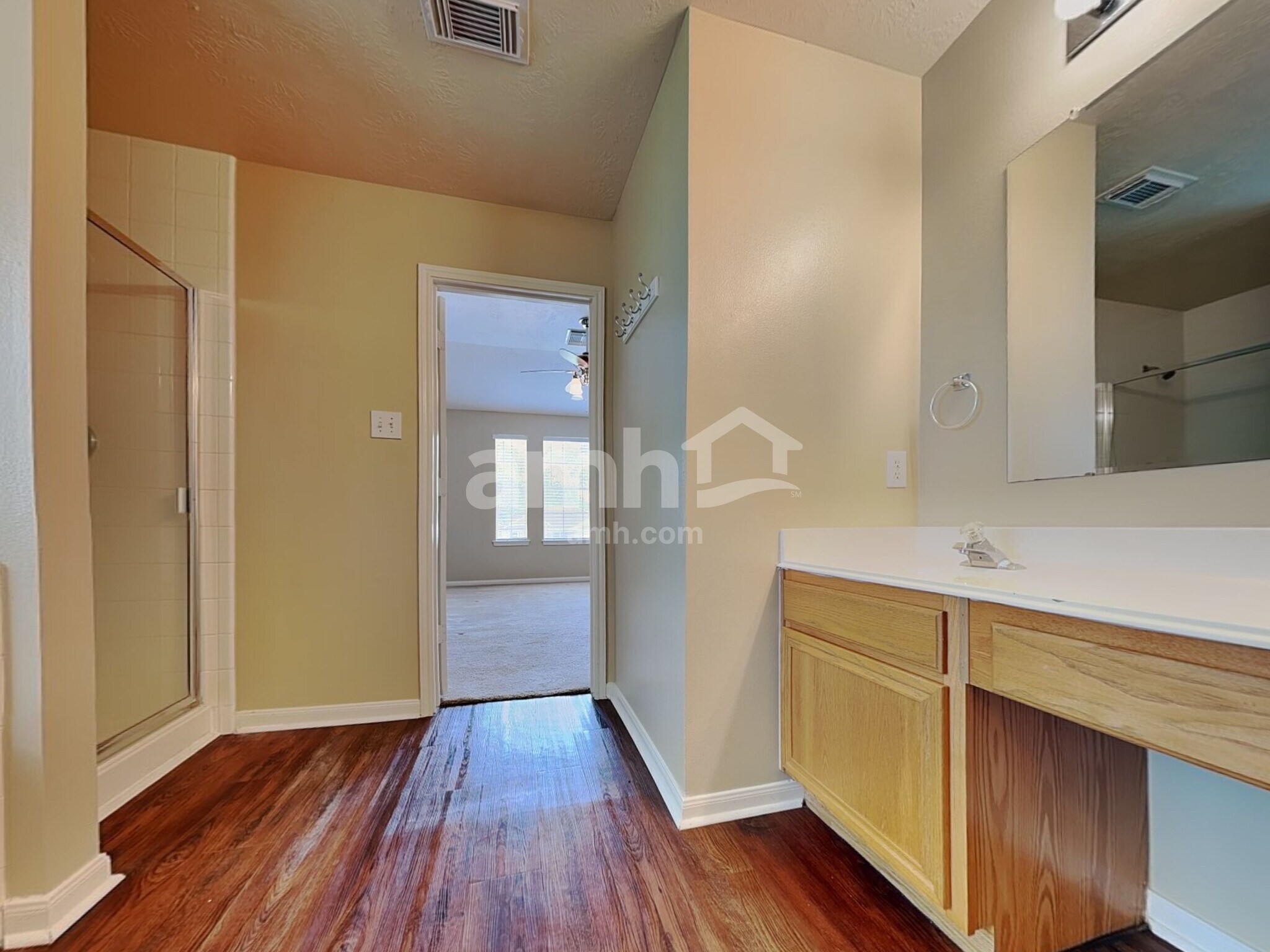 Building Photo - 7010 Durango Dr