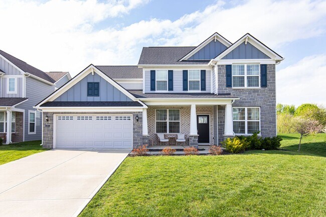 Building Photo - 6787 Oakcrest Dr