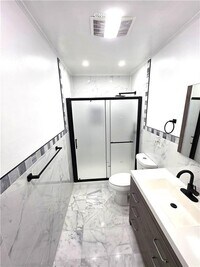 Building Photo - 154 Saratoga Ave