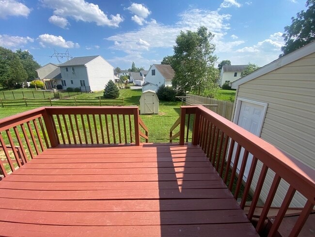 Building Photo - 40 Pheasant Ln