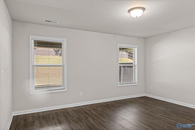 Building Photo - 338 Fenrose Dr