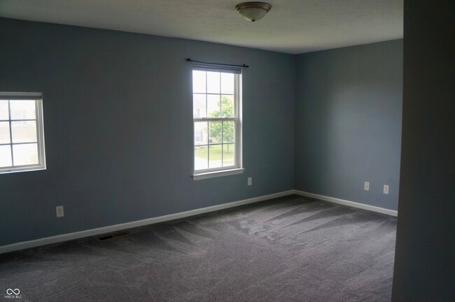 Building Photo - 3177 Underwood Dr