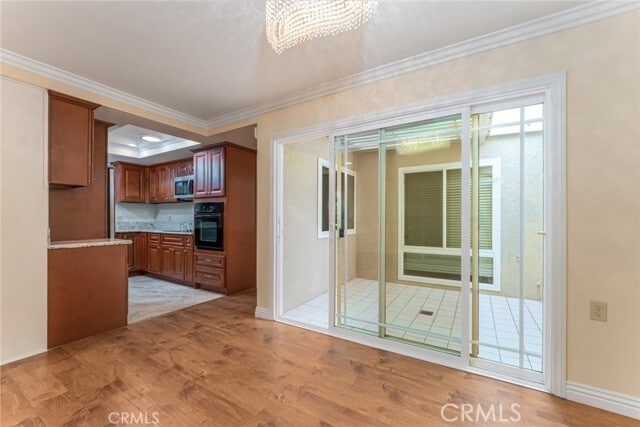 Building Photo - 707 Avenida Majorca