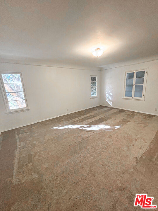 Building Photo - 9961 Durant Dr