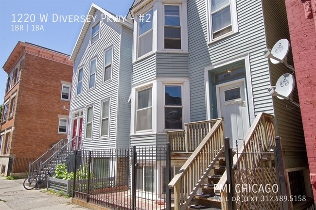 Building Photo - 1220 W Diversey Pkwy
