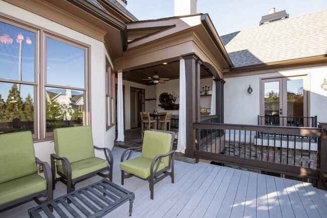 Building Photo - 2170 Heathermoor Hill Dr NE