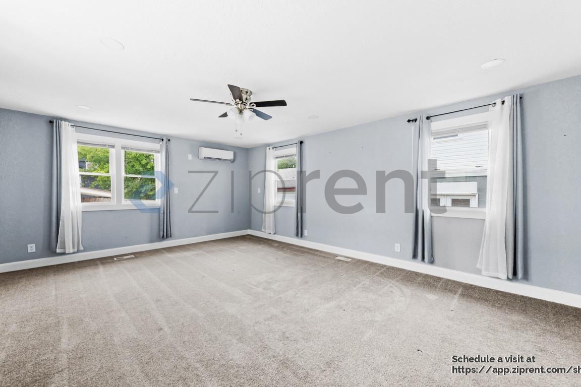 Building Photo - 965 W Ocean View Ave