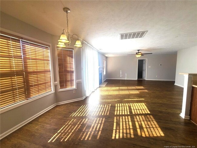 Building Photo - 5215 Woodpecker Dr