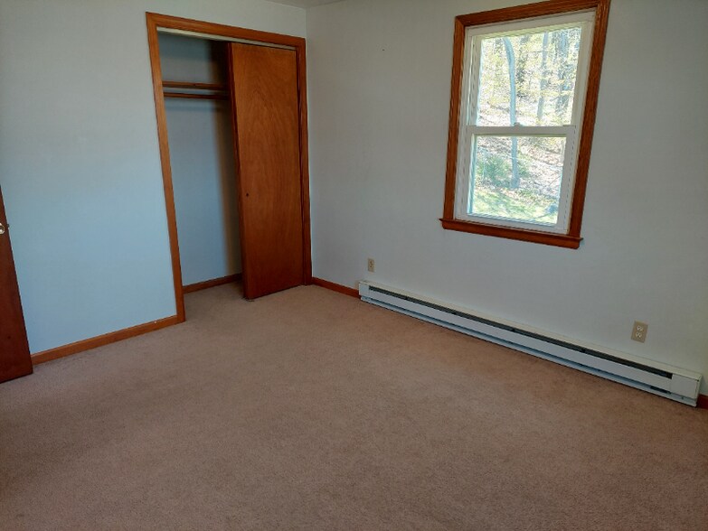 Building Photo - 62 Briarwood Rd