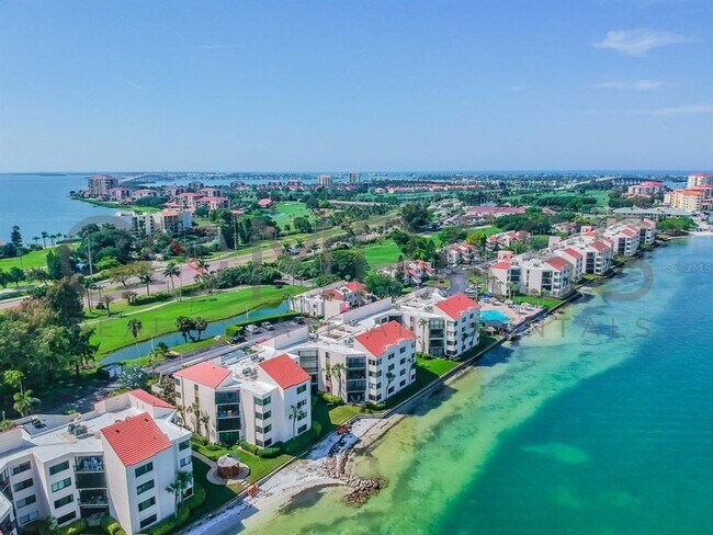 Building Photo - 5505 Del Sol Blvd