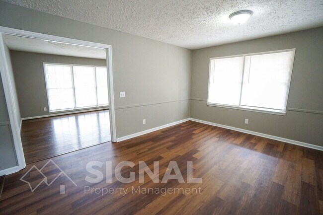 Building Photo - 1644 30th St SW