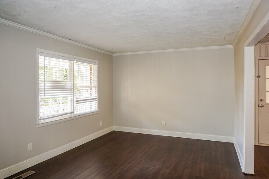 Building Photo - 2599 GA-85