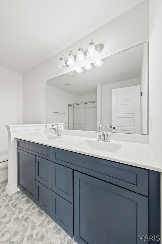 Building Photo - 106 Sommerset Ct