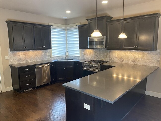 Building Photo - 14632 Catalpa Way