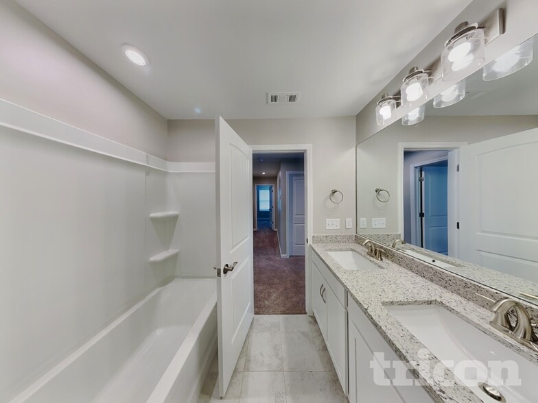 Building Photo - 2063 Neill Ln