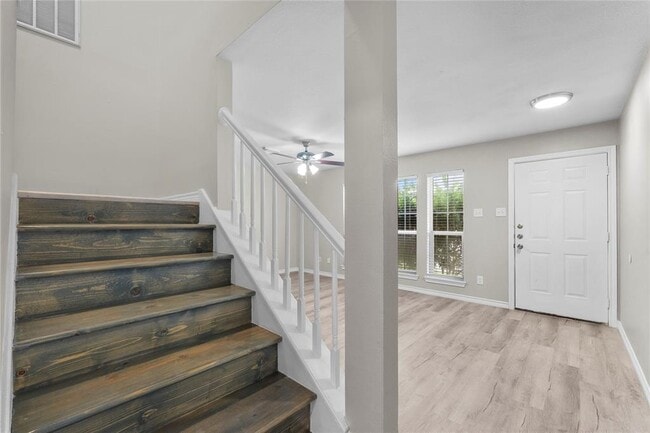 Building Photo - 106 Green Isle Ave