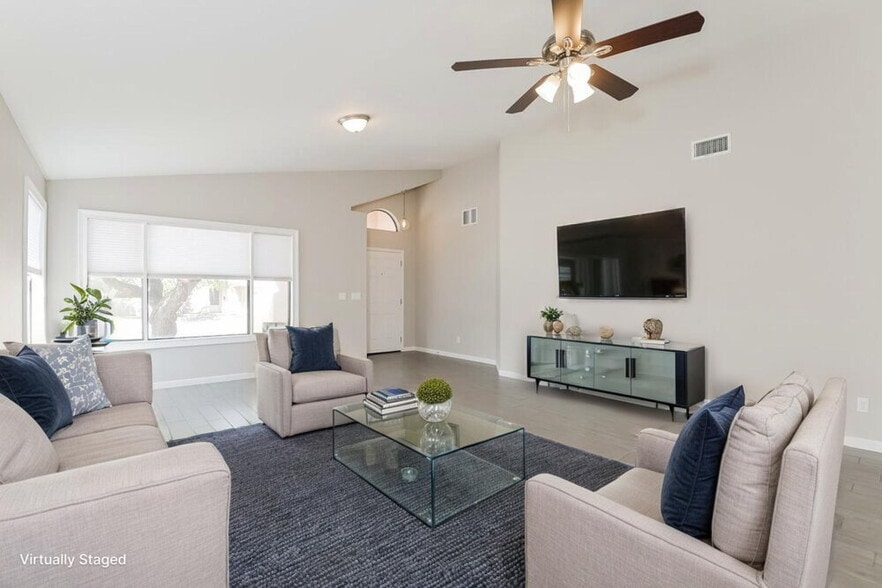 Building Photo - 8868 Hersey Way