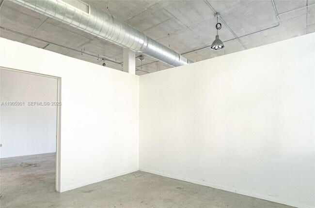 Building Photo - 250 NW 23rd St