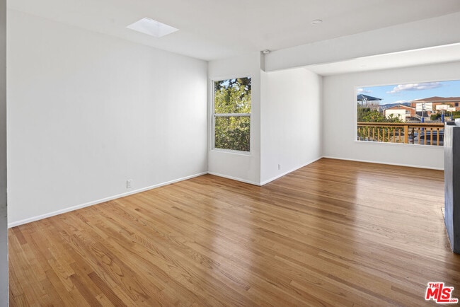 Building Photo - 10712 Clarkson Rd