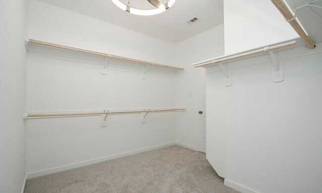 Building Photo - 27222 Grass Cliff Ln